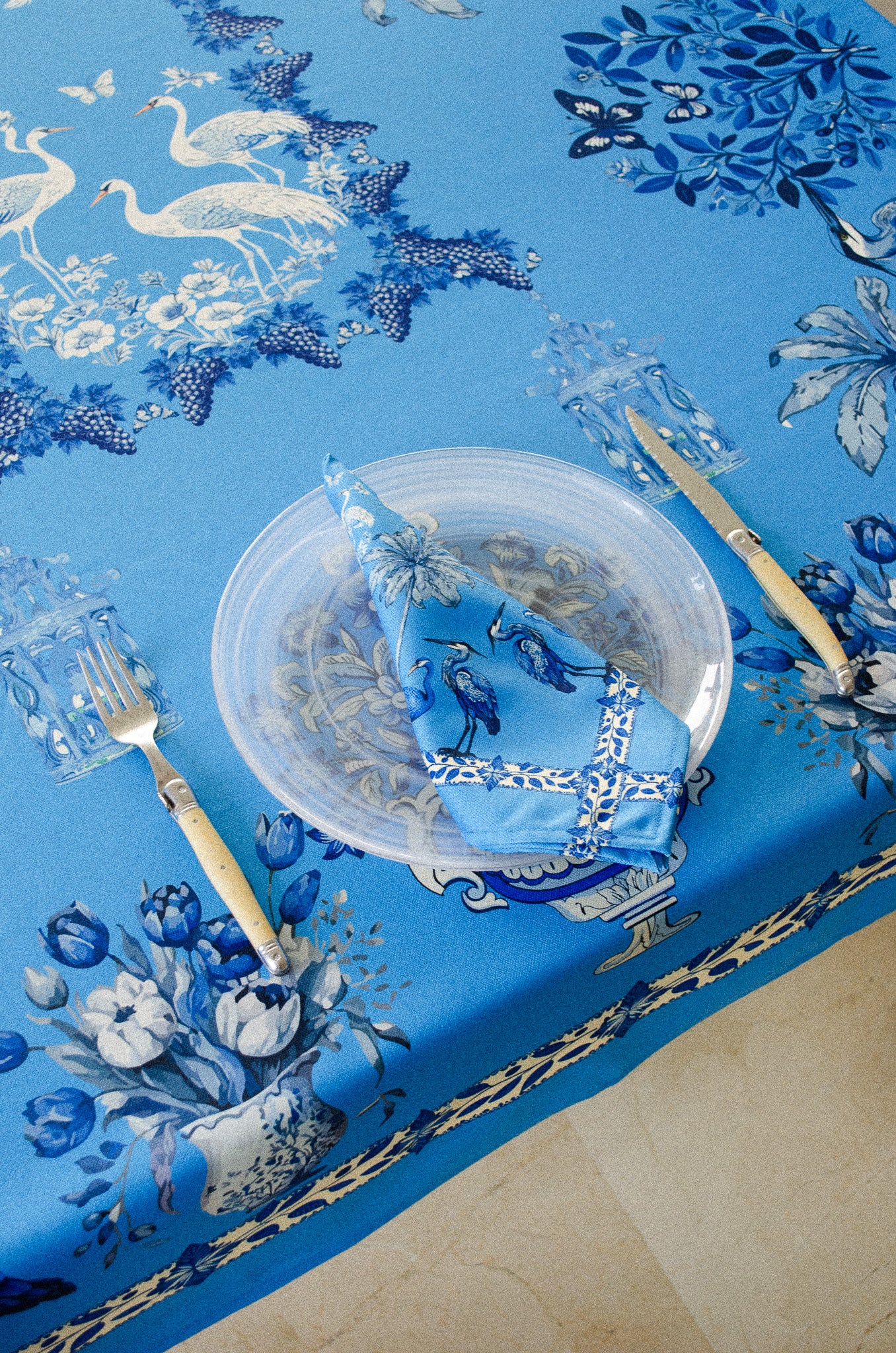 Mantel Blue Day