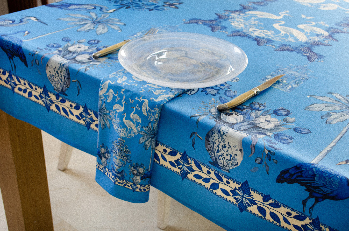 Mantel Blue Day