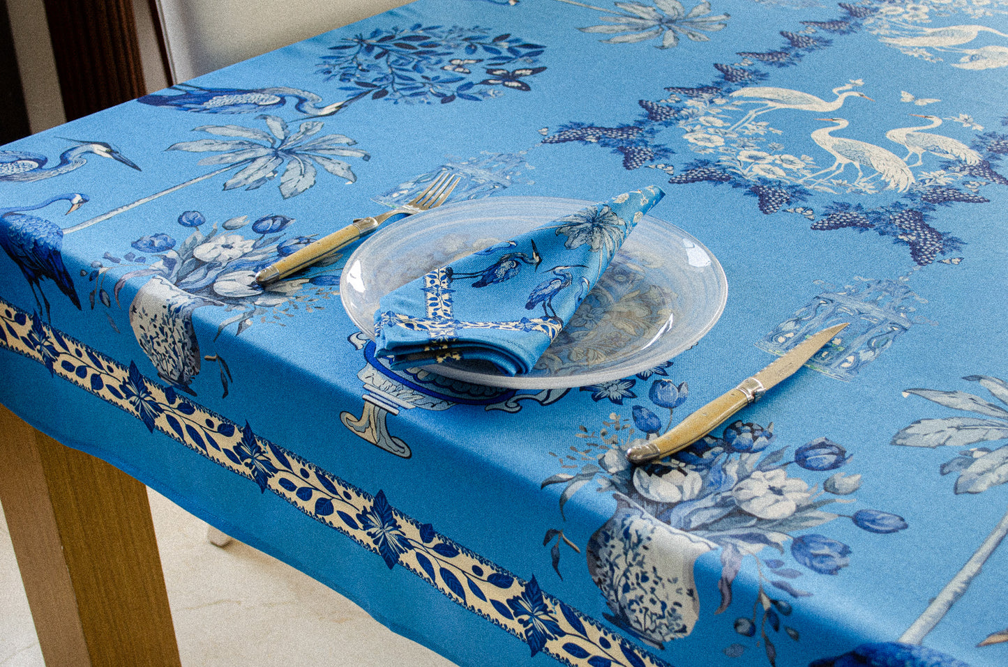 Mantel Blue Day